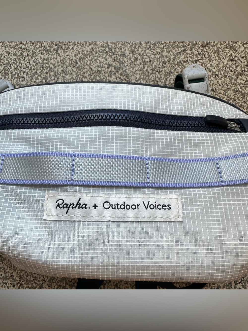 Rapha x Outdoor Voices cycling bar bag - Picture 6 of 11